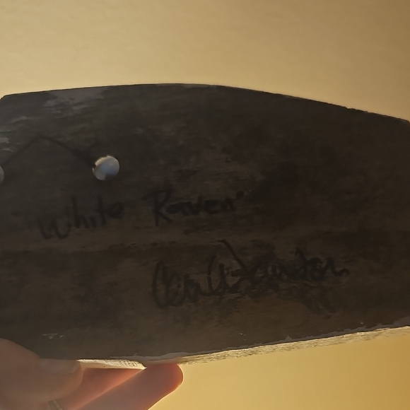 White Raven First Nations Carving - Picture 7 of 10